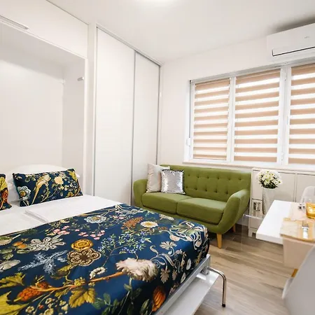 Royal Elegance Apartman Apartment