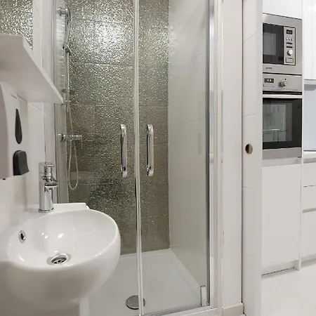 Apartamento Royal Elegance Apartman *